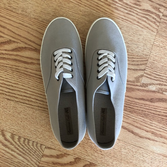 American Eagle Low Cut Shoes - Picture 5 of 7